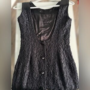 Vintage elegant lace dress button up back